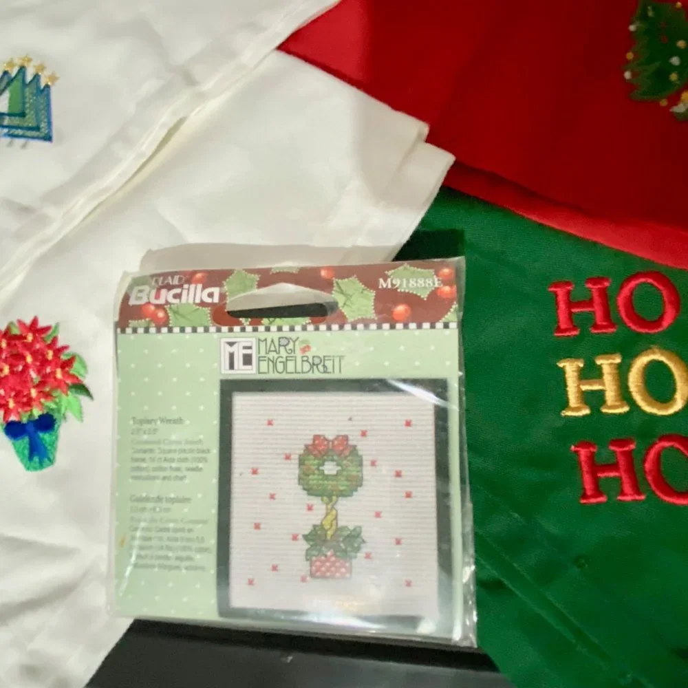 Bundle Christmas Holiday XMAS ME Topiary Wreath Cross Stitch 4 Embroider…